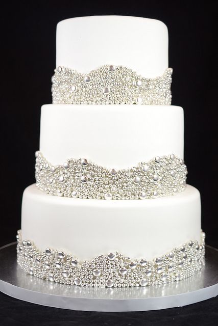 Elegant wedding cake stands